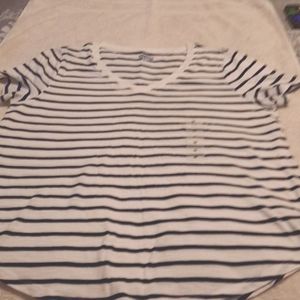 Old Navy white and blue 👚